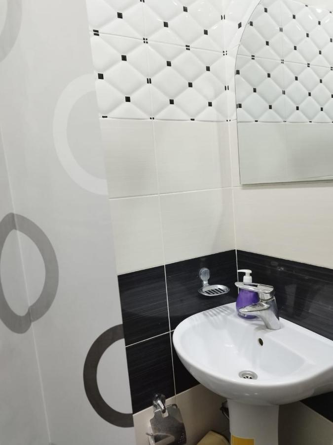Apartment Near Republic Square Ереван Экстерьер фото